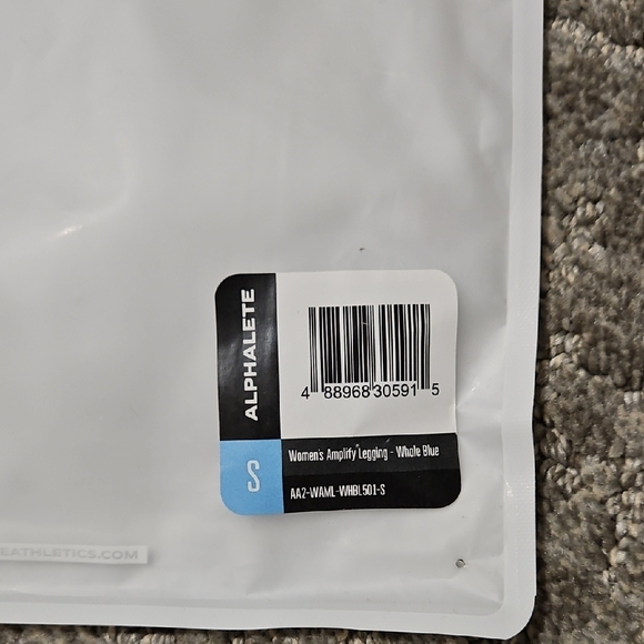 Alphalete Amplify Whale Blue Leggings - Picture 4 of 4